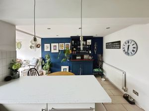 Kitchen-Diner- click for photo gallery